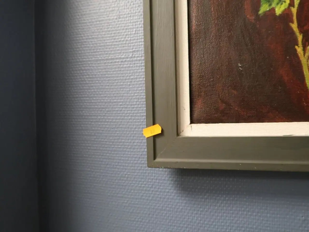 Billede 4 - Hylde med indhold