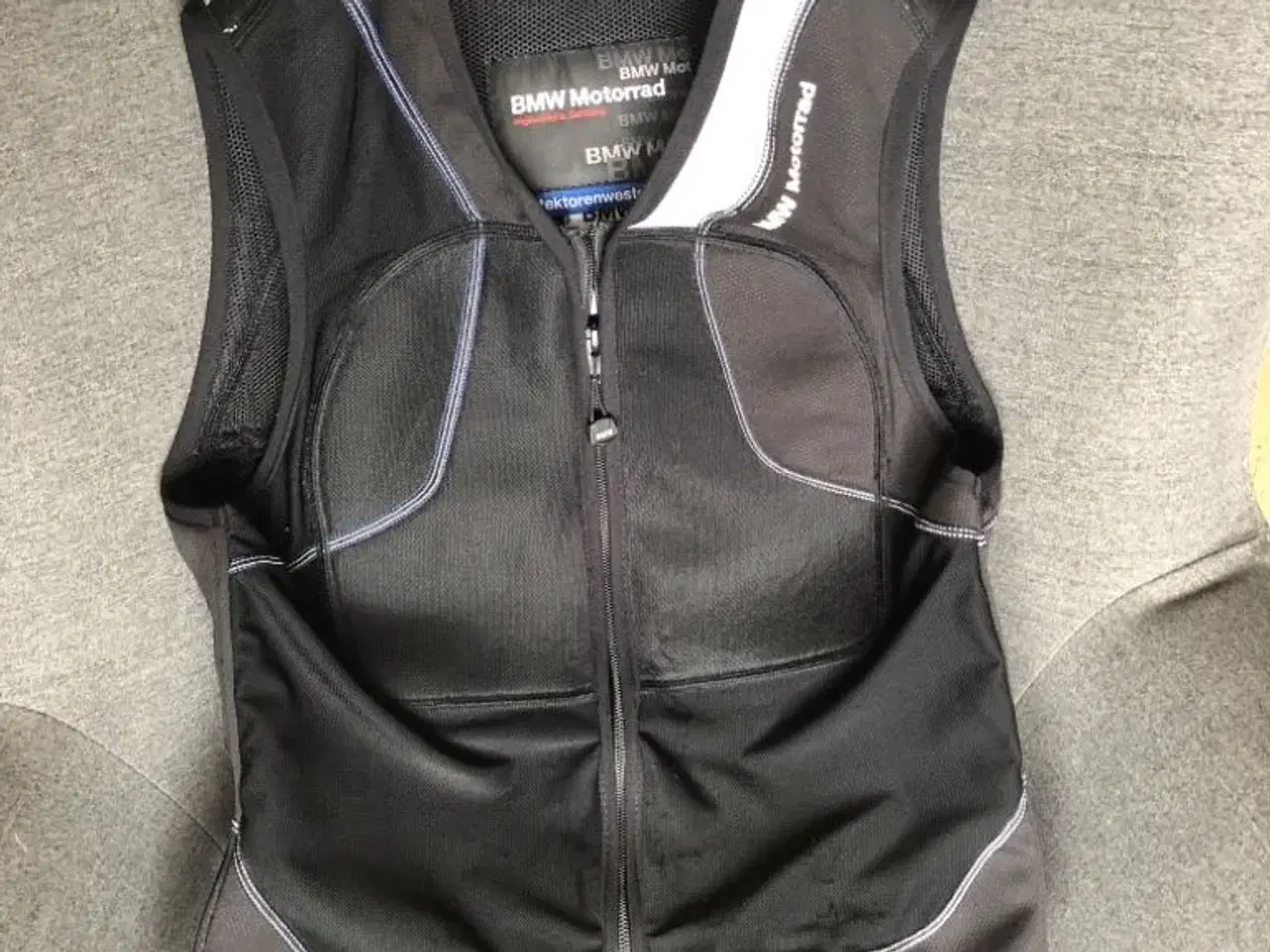 Billede 1 - Rygskjold/ sikkerhedsvest