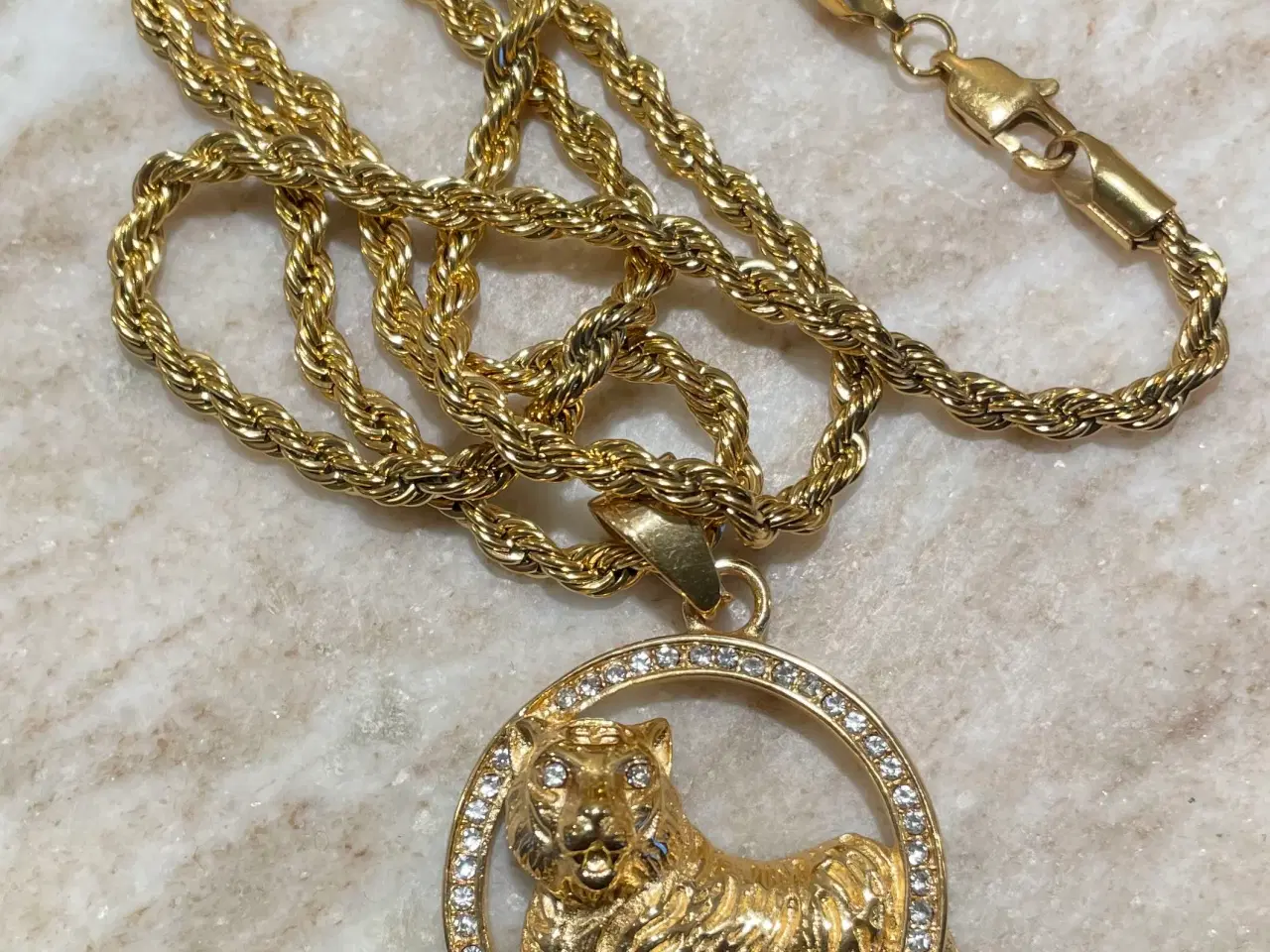 Billede 1 - 4mm Goldfilled rope chain med panter vedhæng