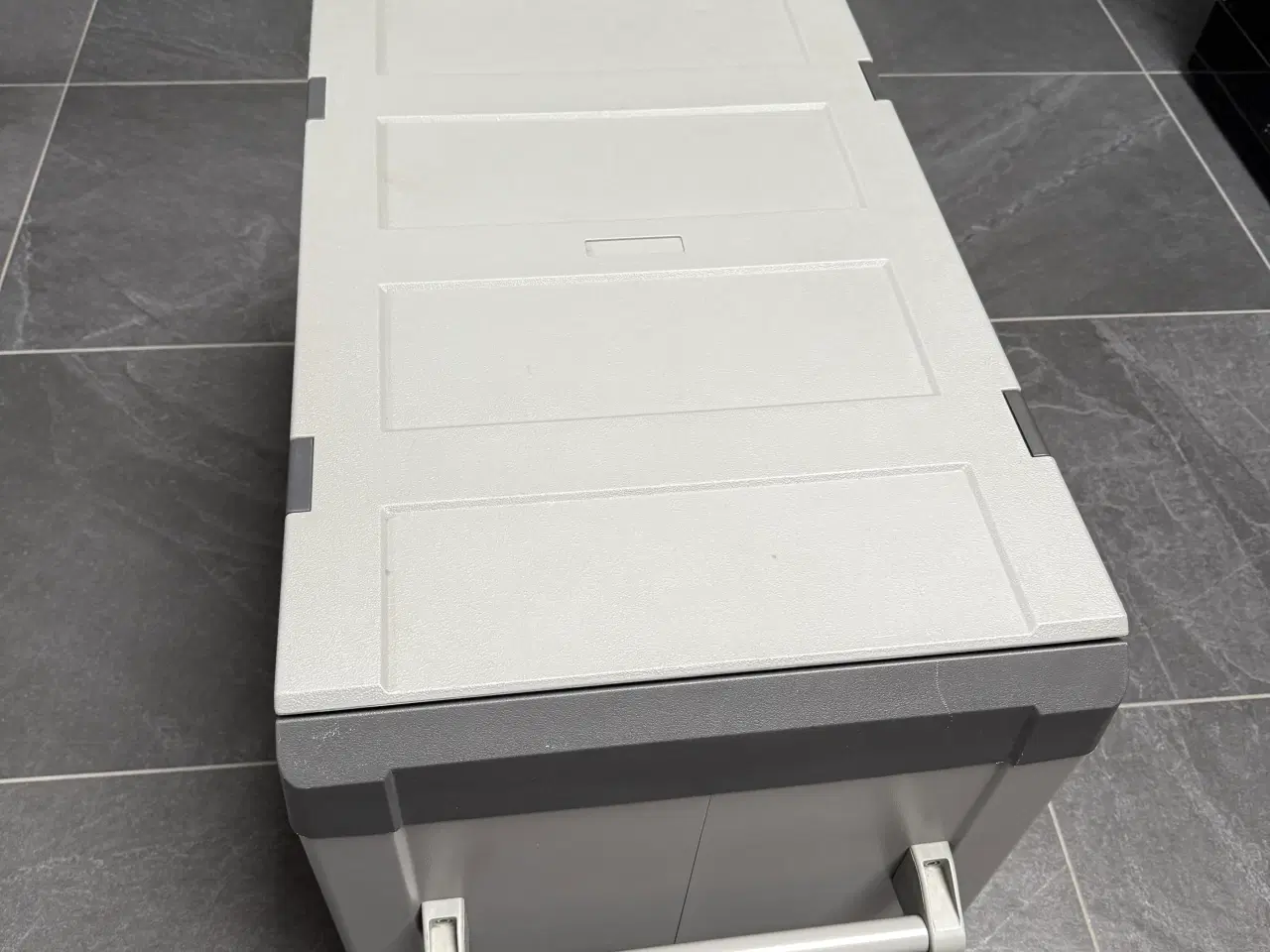 Billede 2 - Stor køleboks