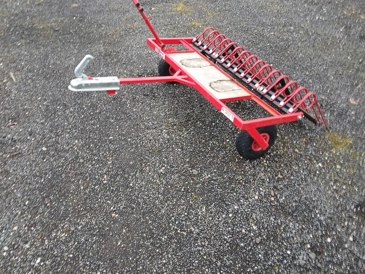 Billede 1 - P. Lindbergh gårdrive