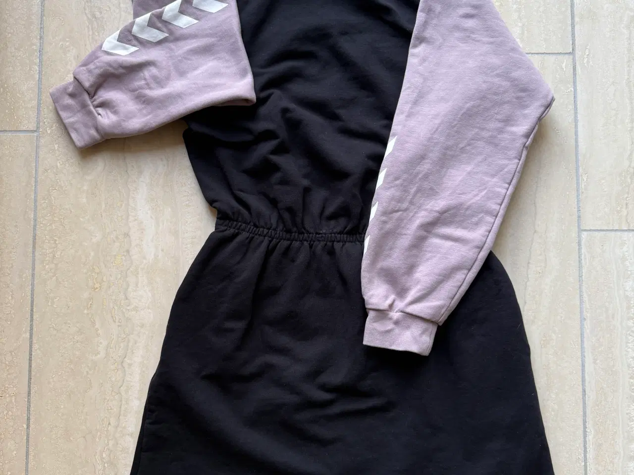 Billede 4 - Hummel kjole i økologisk bomuld, str. 134 