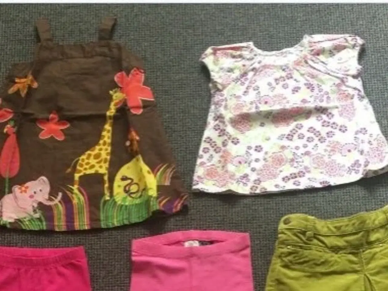 Billede 2 - Tøjpakke 10 stk. tøj str. 74