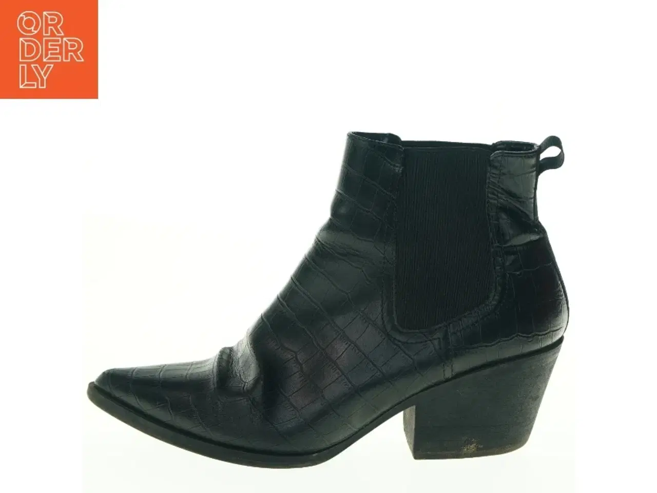 Billede 1 - Sorte ankelstøvler i krokodille look fra New Look (str. 40)
