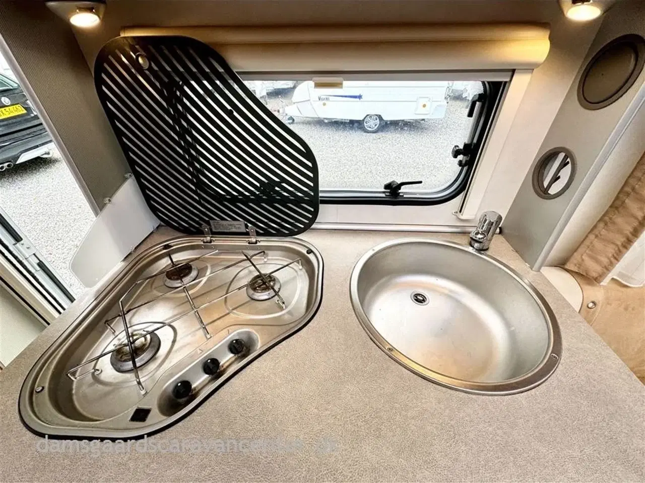 Billede 9 - 2010 - Hymer Feeling 430   Enkelsenge med lamel-Mover-Telt