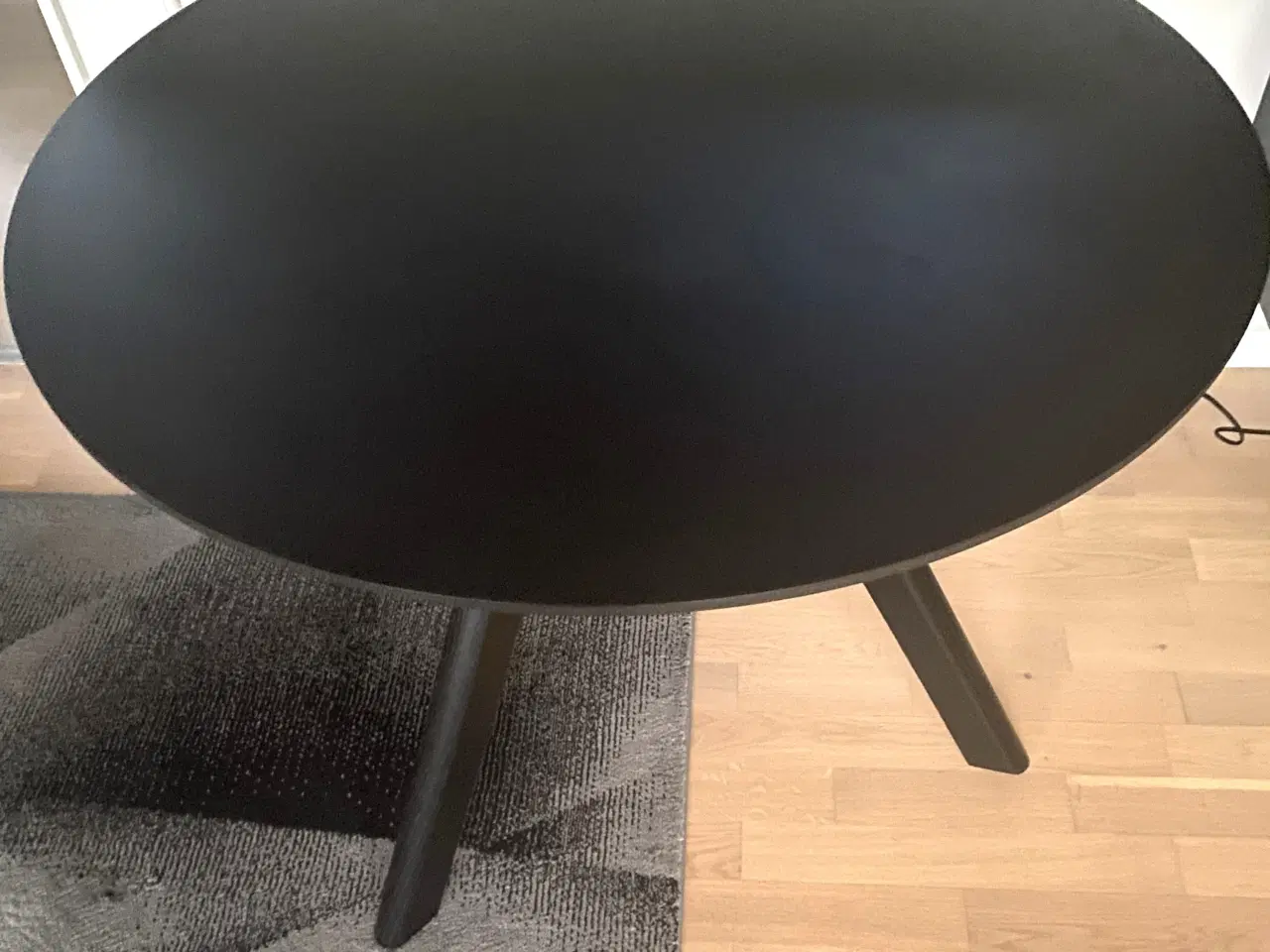 Billede 1 - HAY CPH20 rundt spisebord sort