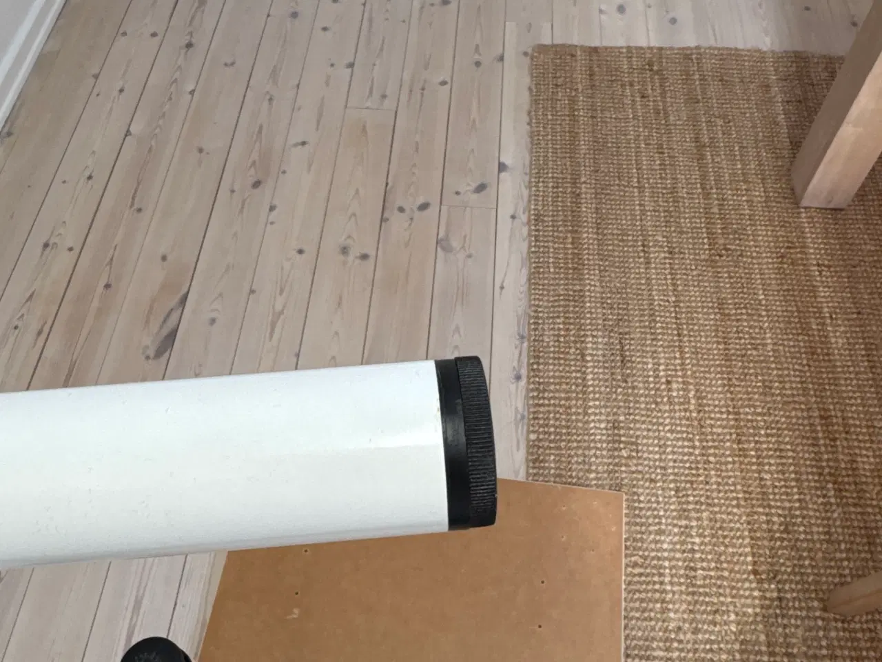 Billede 4 - Hvide bordben 2 stk. 70 cm