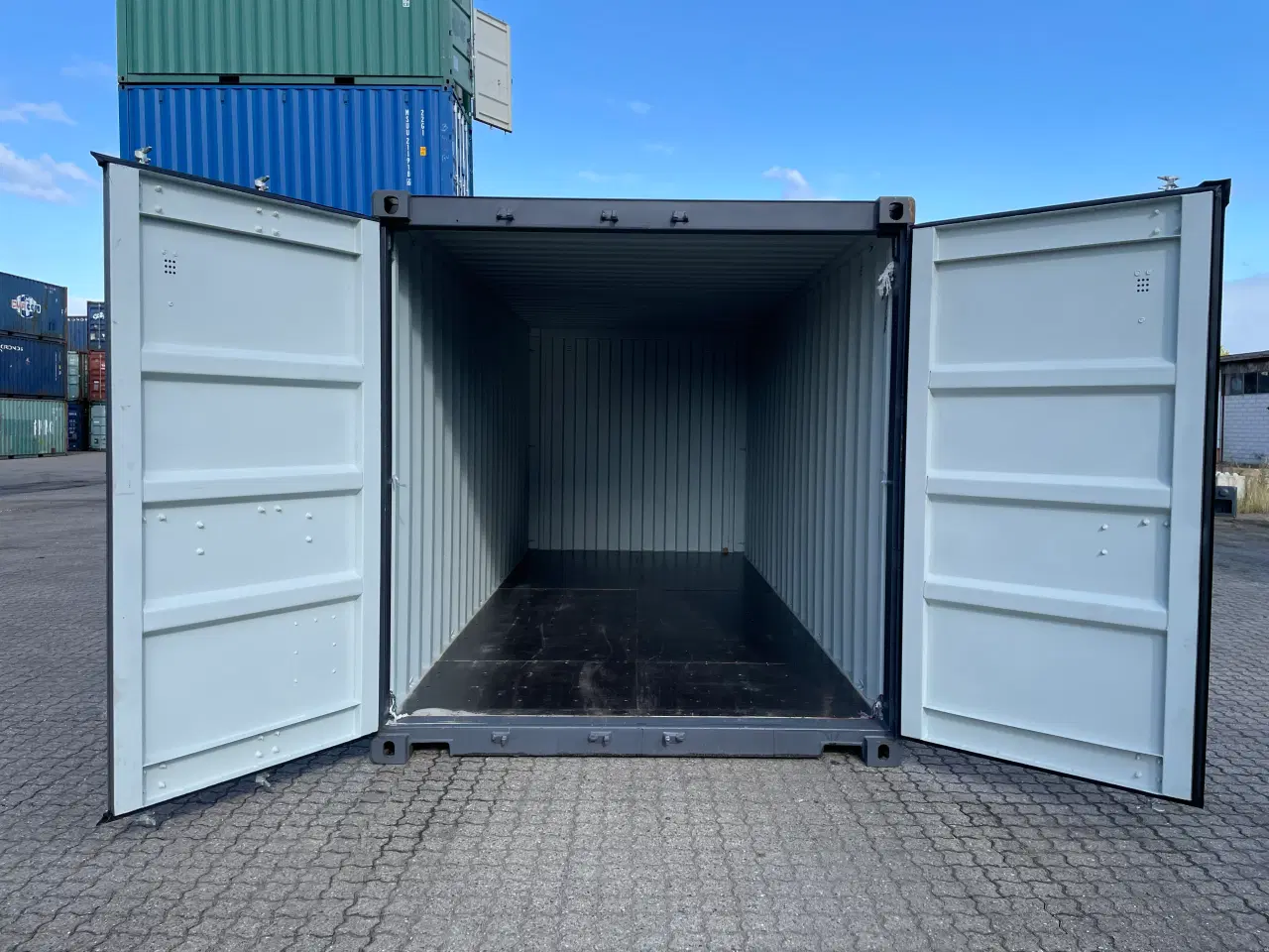 Billede 2 - 20´ fods Container i farve Ral: 7015 nye one way