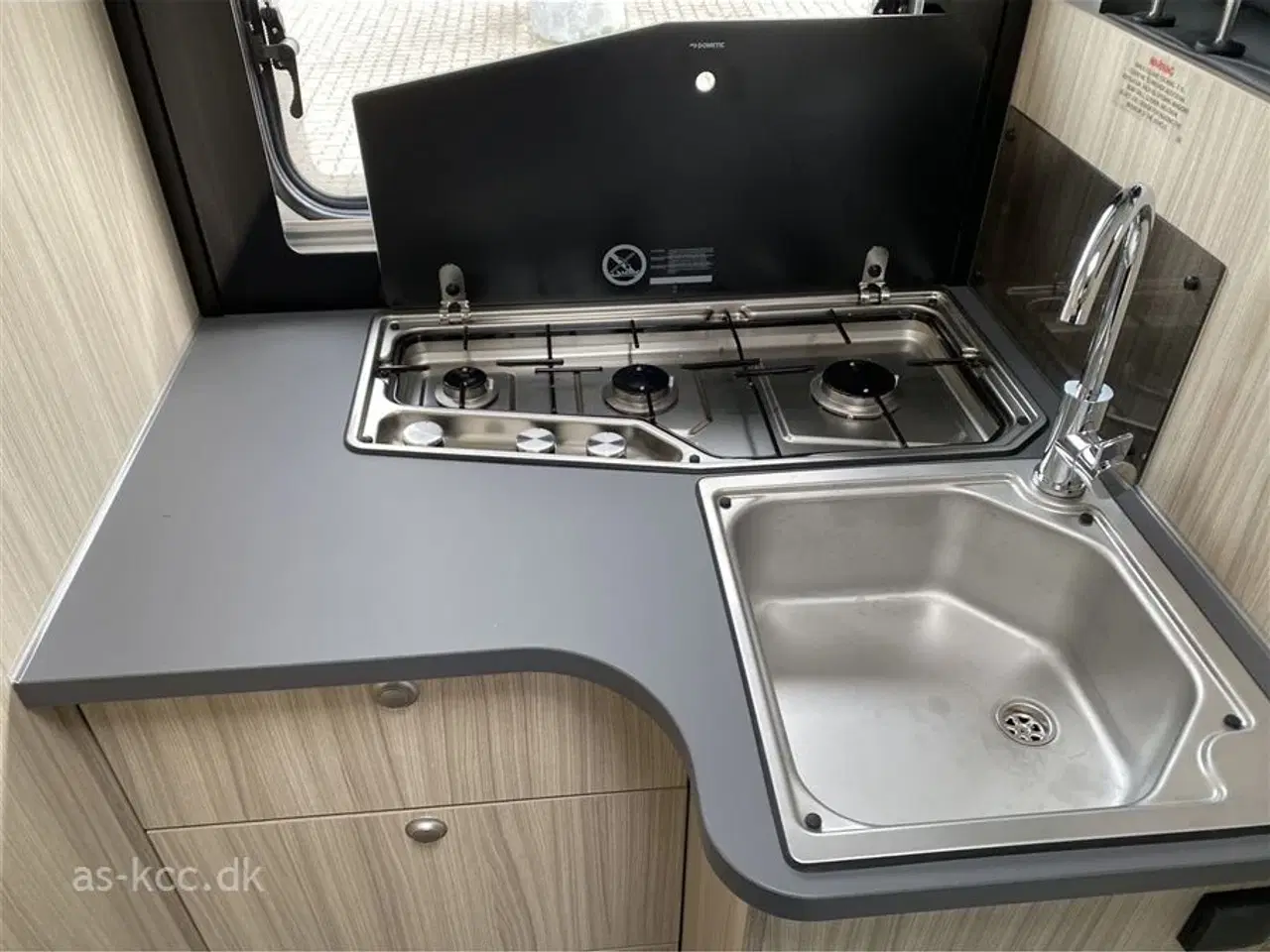 Billede 20 - 2024 - Sun Living S 75 SC   Sun Living S 75 SC automat gear og fritstående dobbelt seng.