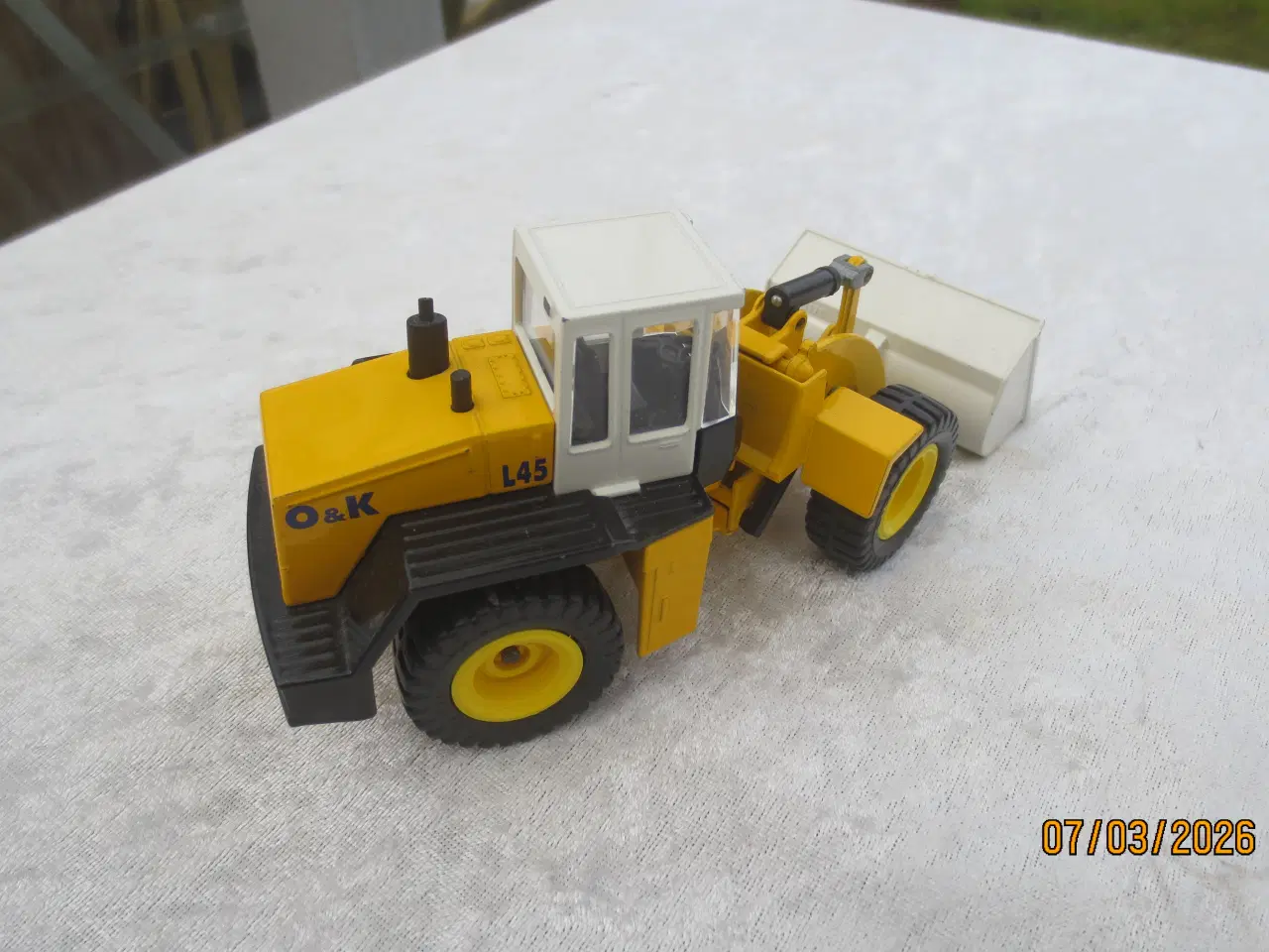 Billede 8 - 3 stk Modeltraktor Entreprenør maskiner Komatsu