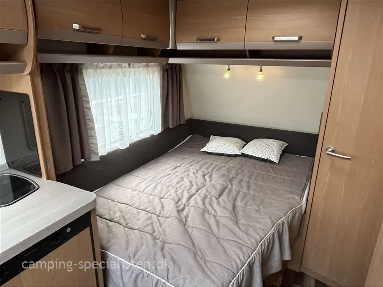 Billede 8 - 2015 - Knaus Sport 450 FU   Knaus Sport 450 FU 2015 - Se den nu hos Camping-Specialisten.dk