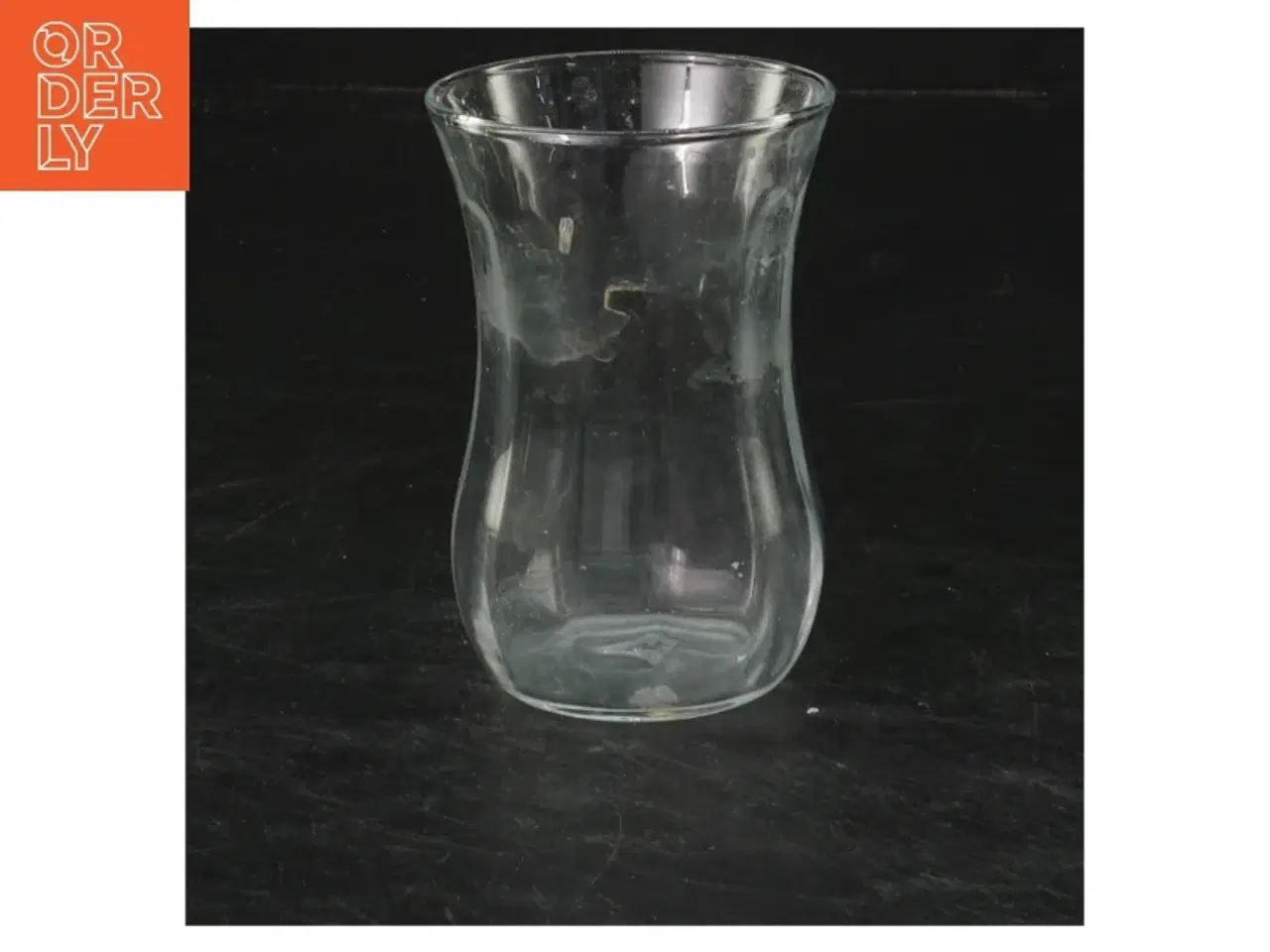 Billede 1 - Lille glasvase (str. 8x5,5 cm)