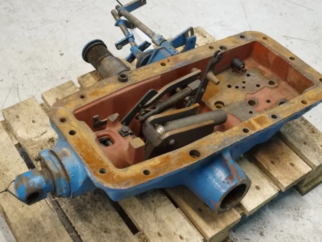 Billede 8 - Ford 6610 Liftdæksel E9NN501-AA