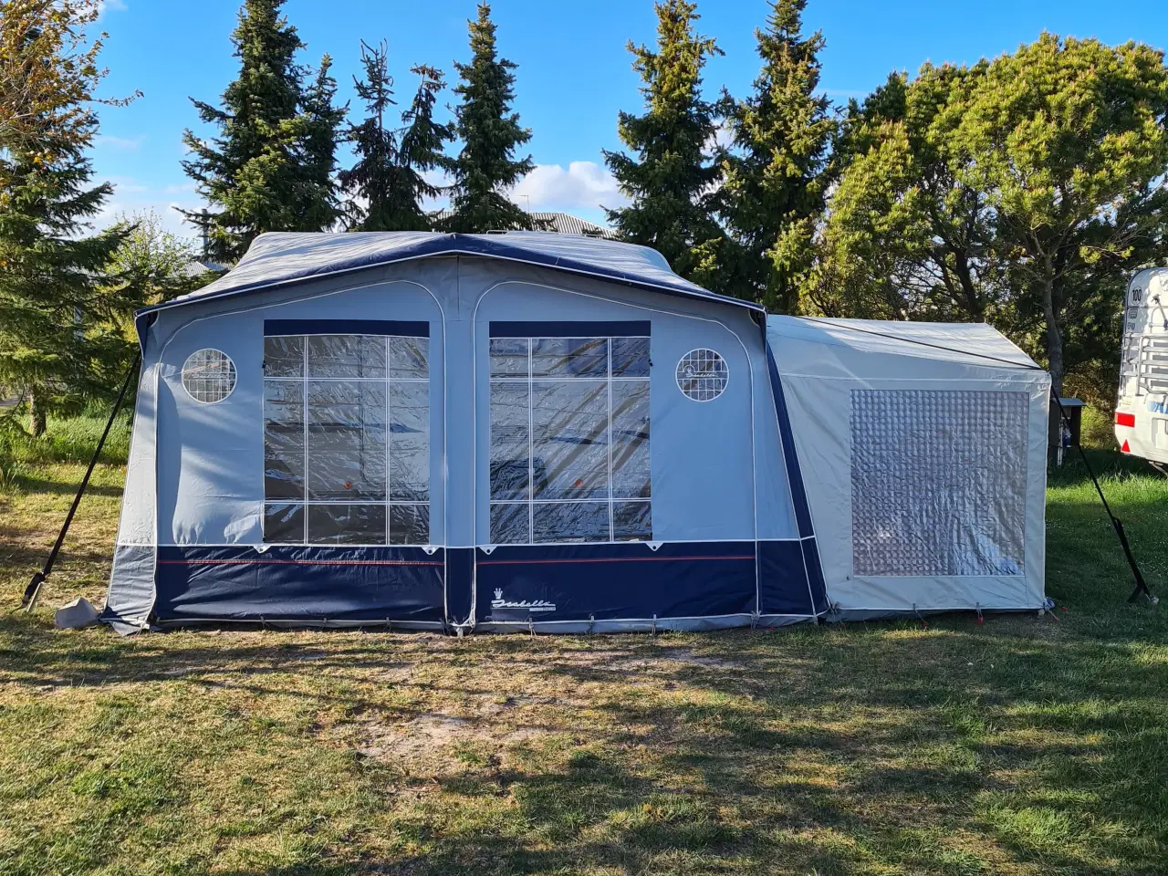 Billede 10 - Køje campingvogn 