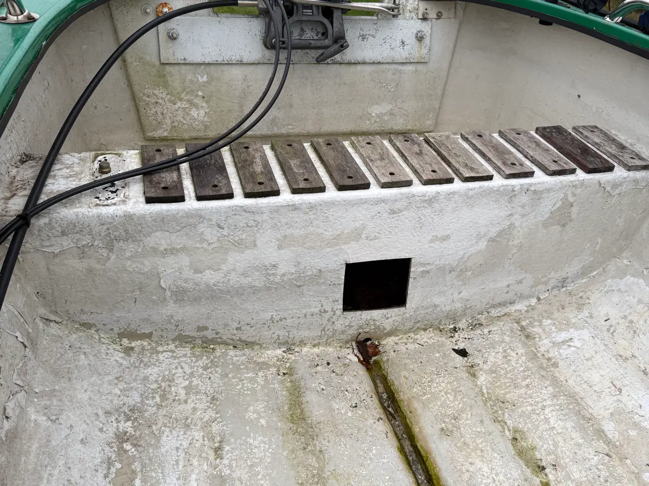 Billede 8 - Jolle og motor