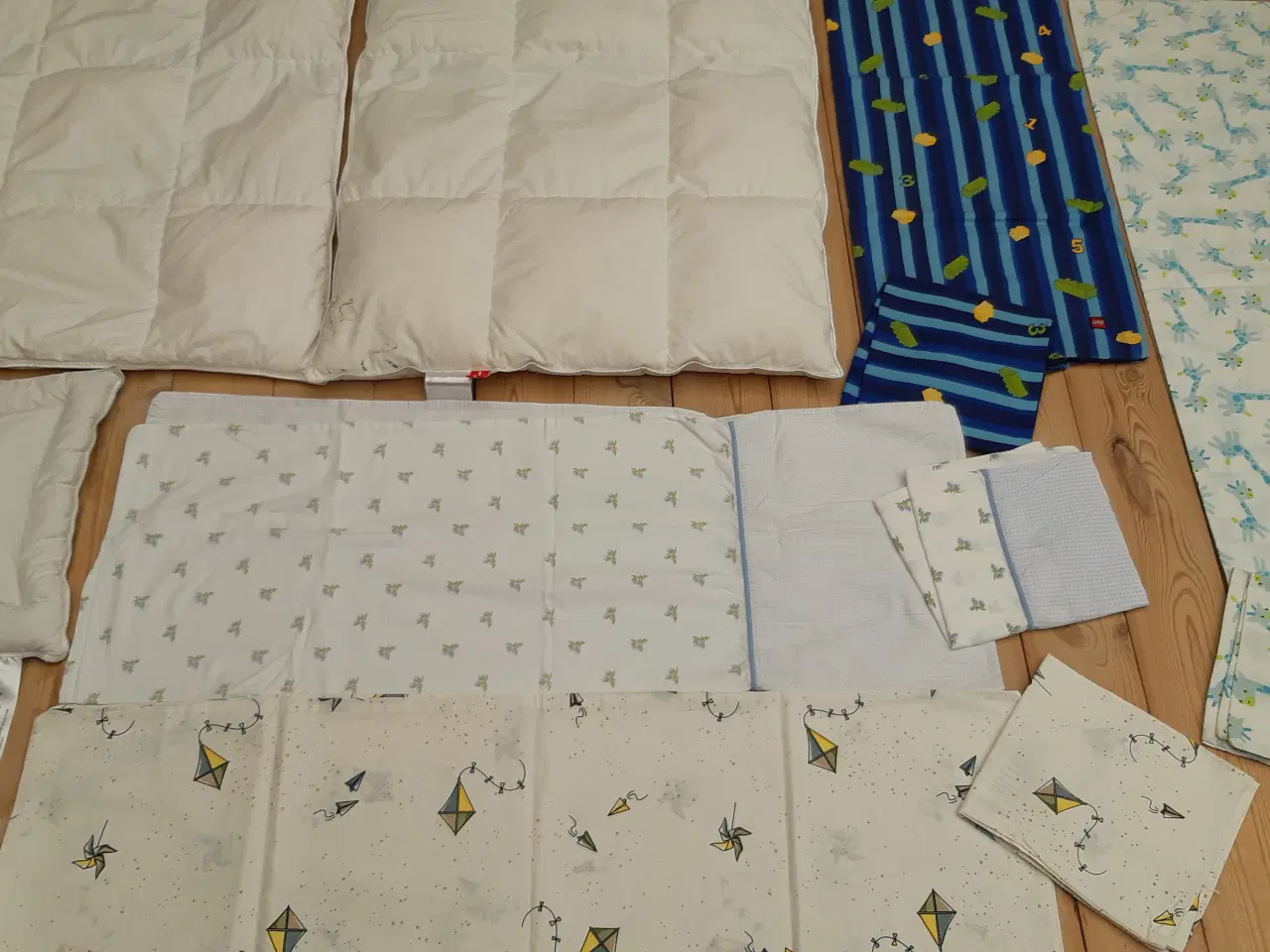 Billede 4 - BABY dyner 10+ - pude og sengetøj