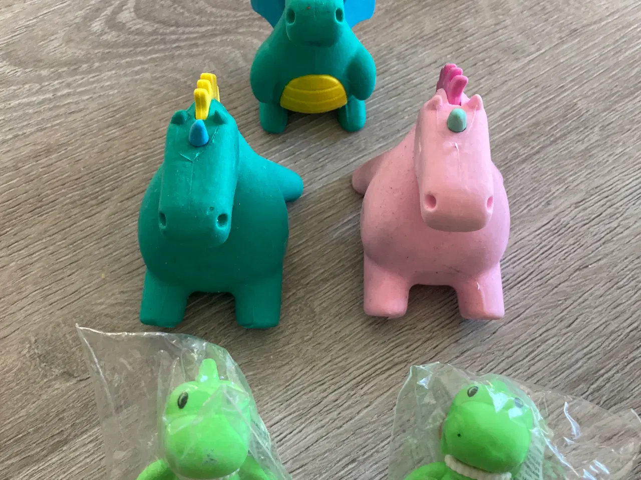 Billede 1 - Viskelædere - drager