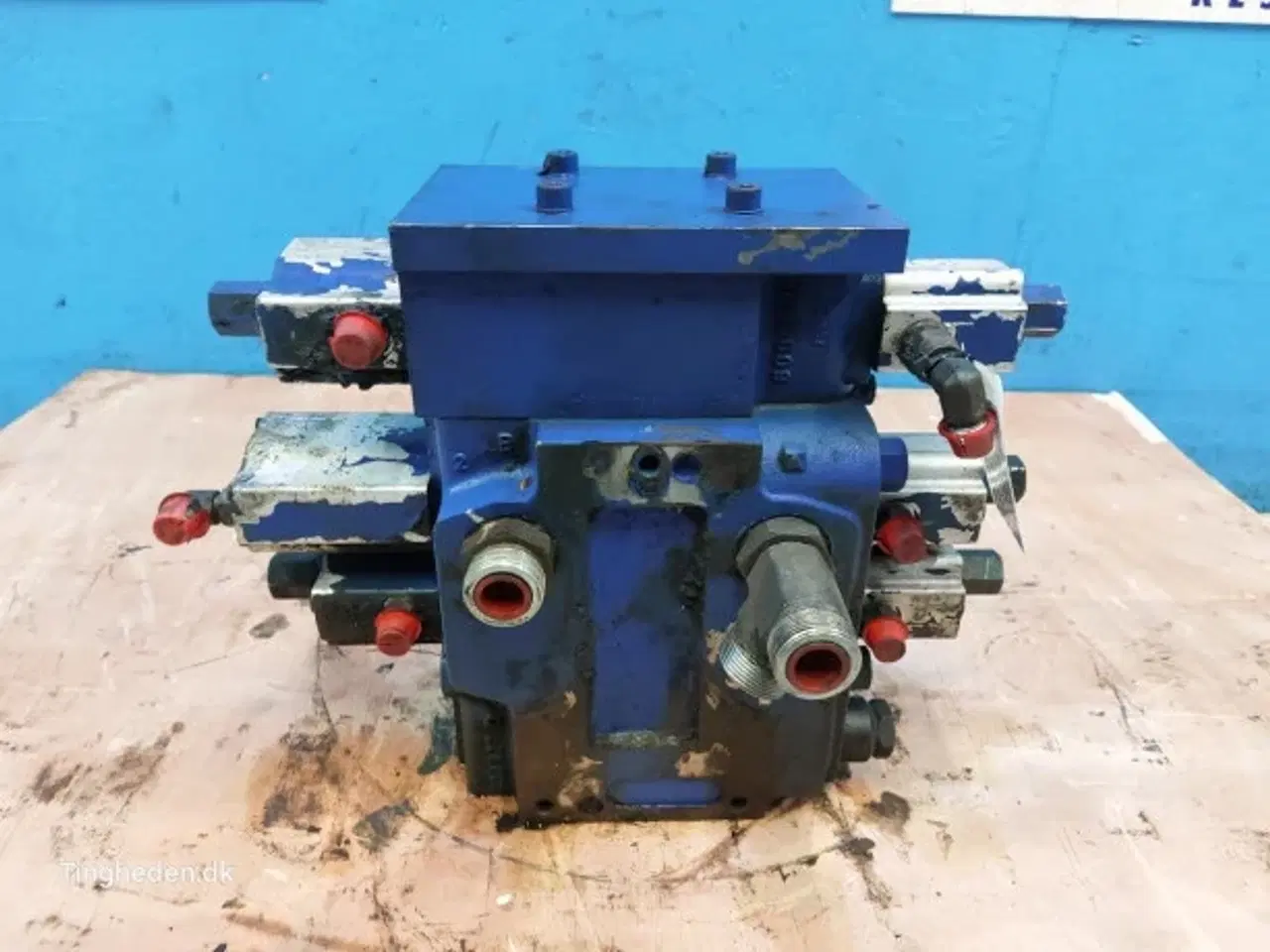 Billede 8 - Case 821E Hydraulikventil 87539282