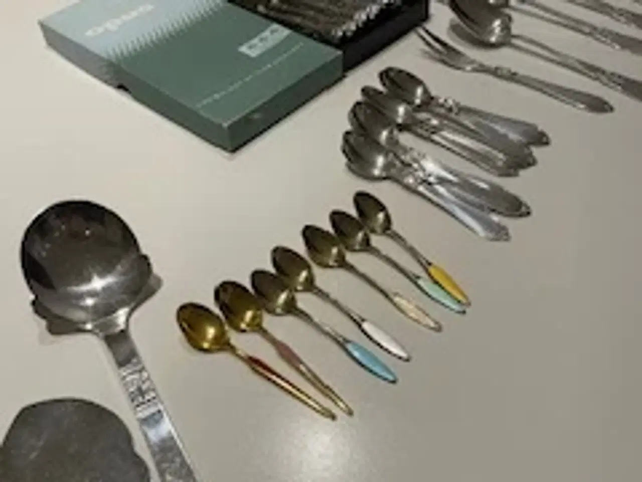 Billede 2 - Forskelligt bestik ABSA og SØLVA-gafler,skeer mm