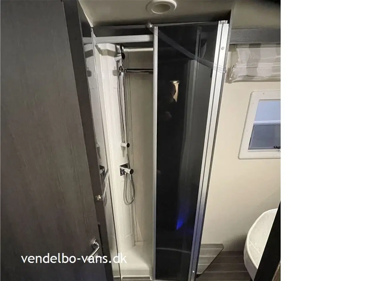 Billede 12 - 2024 - Rollerteam Kronos 267P Comfort Power Selekt   Face to Face siddegruppe - mere gulvplads