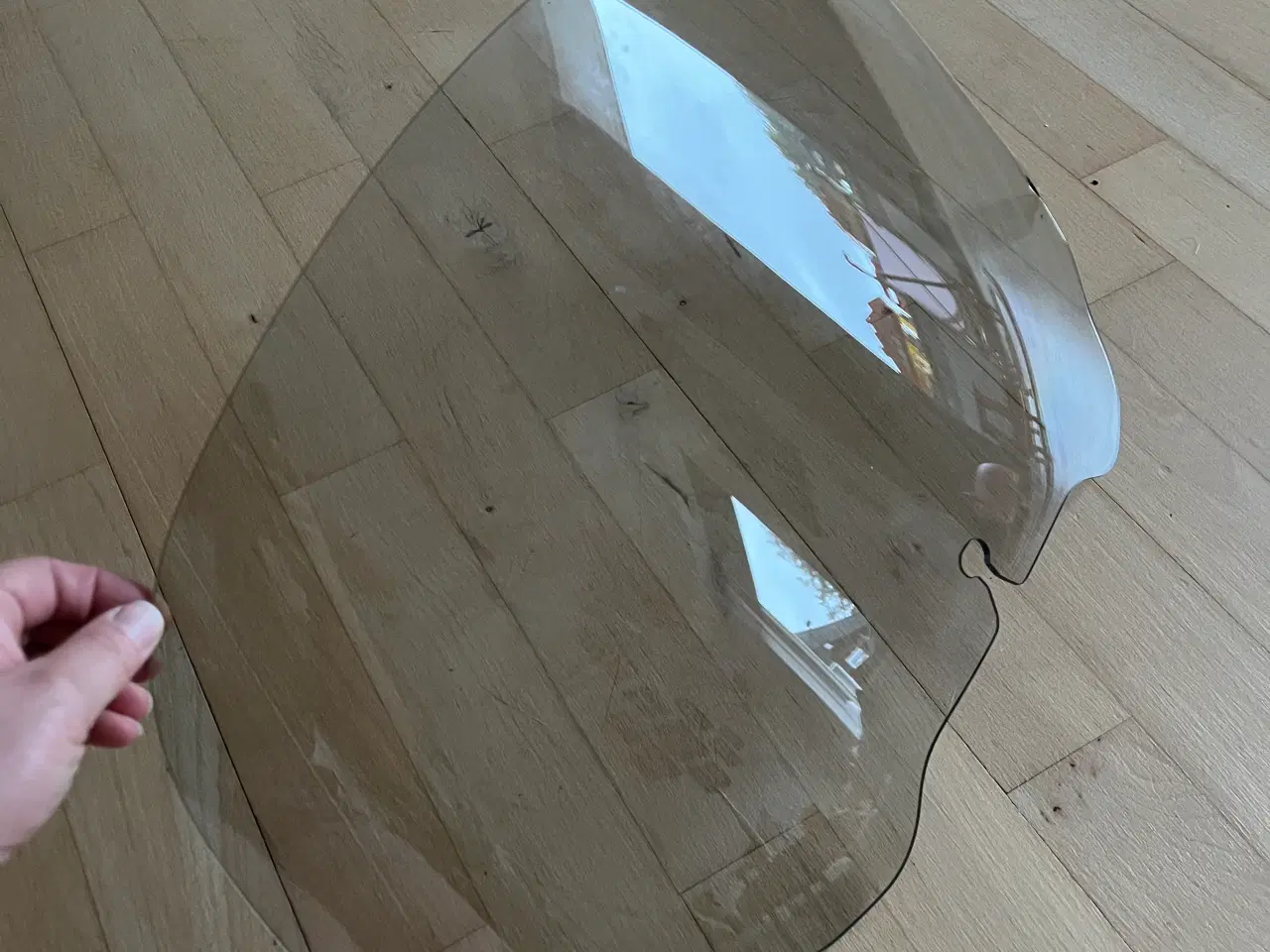 Billede 2 - Harley-Davidson vindskærm 29cm