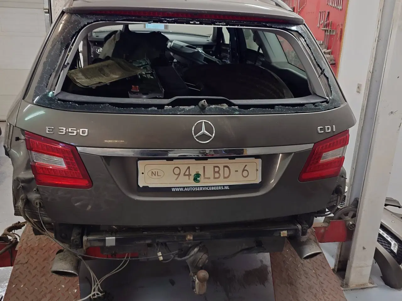 Billede 6 - mercedes w 212 årg 2012 masser af dele sælges.