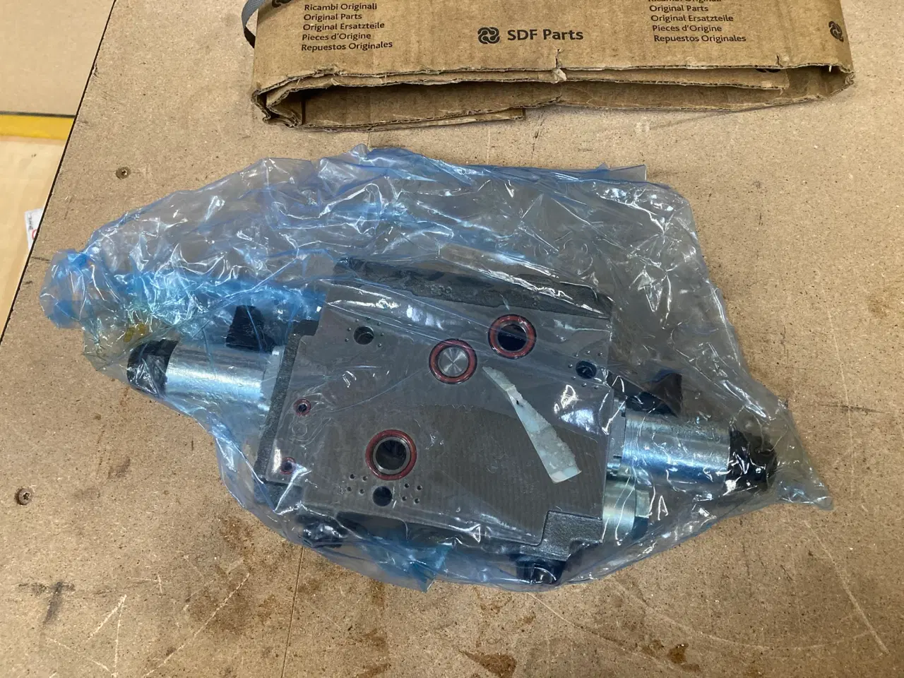 Billede 1 - EHR ventil til DEutz Agrotron traktorer 