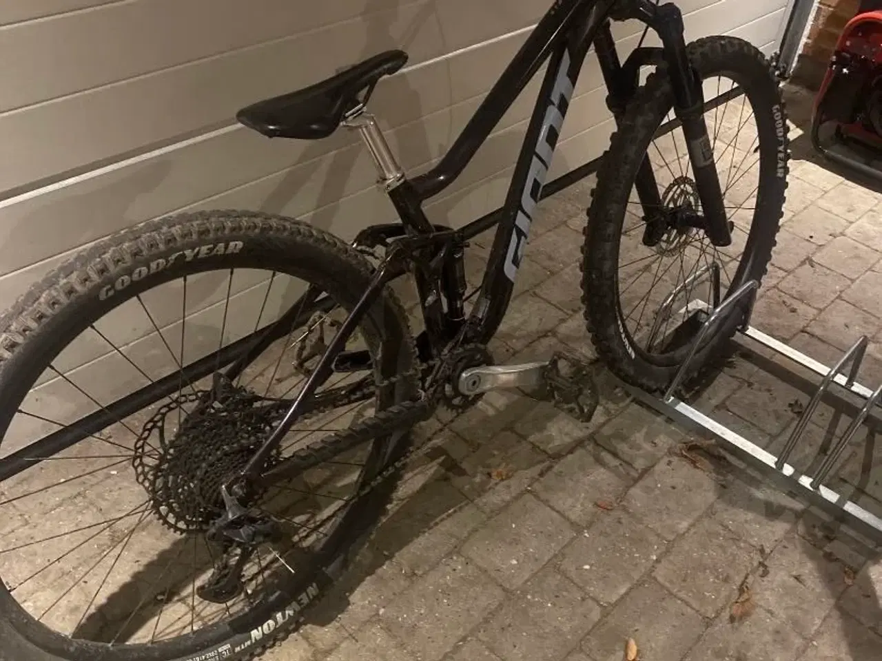 Billede 3 - Giant stance 1