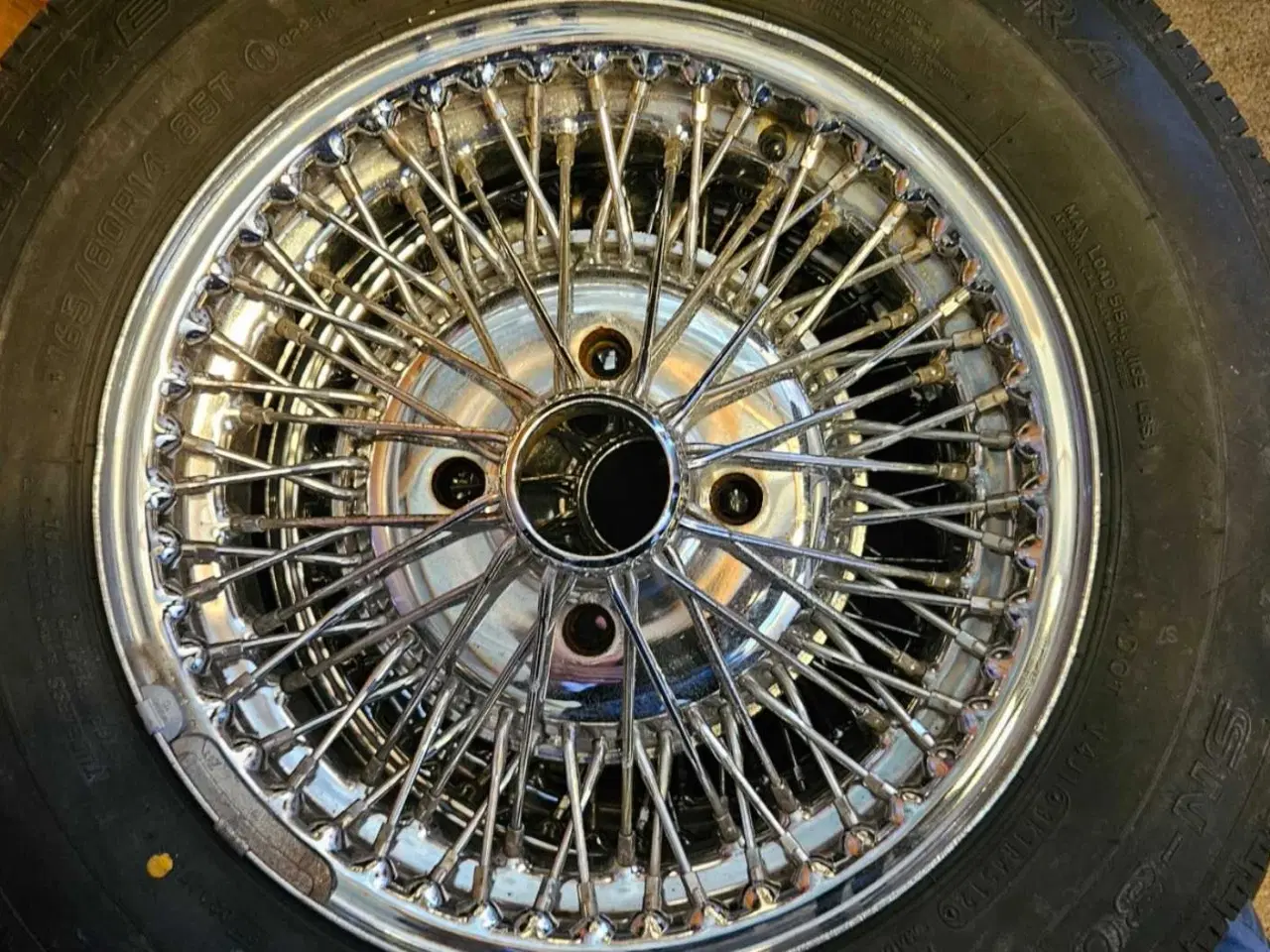 Billede 9 - Flot MGB fra 76 med nyere dæk og ny renoveret karb