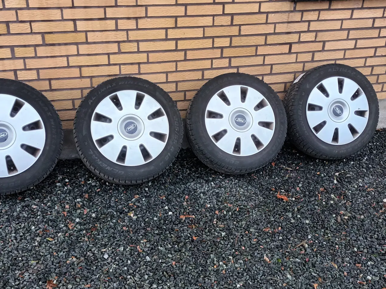 Billede 1 - 16" Vinterhjul til Ford