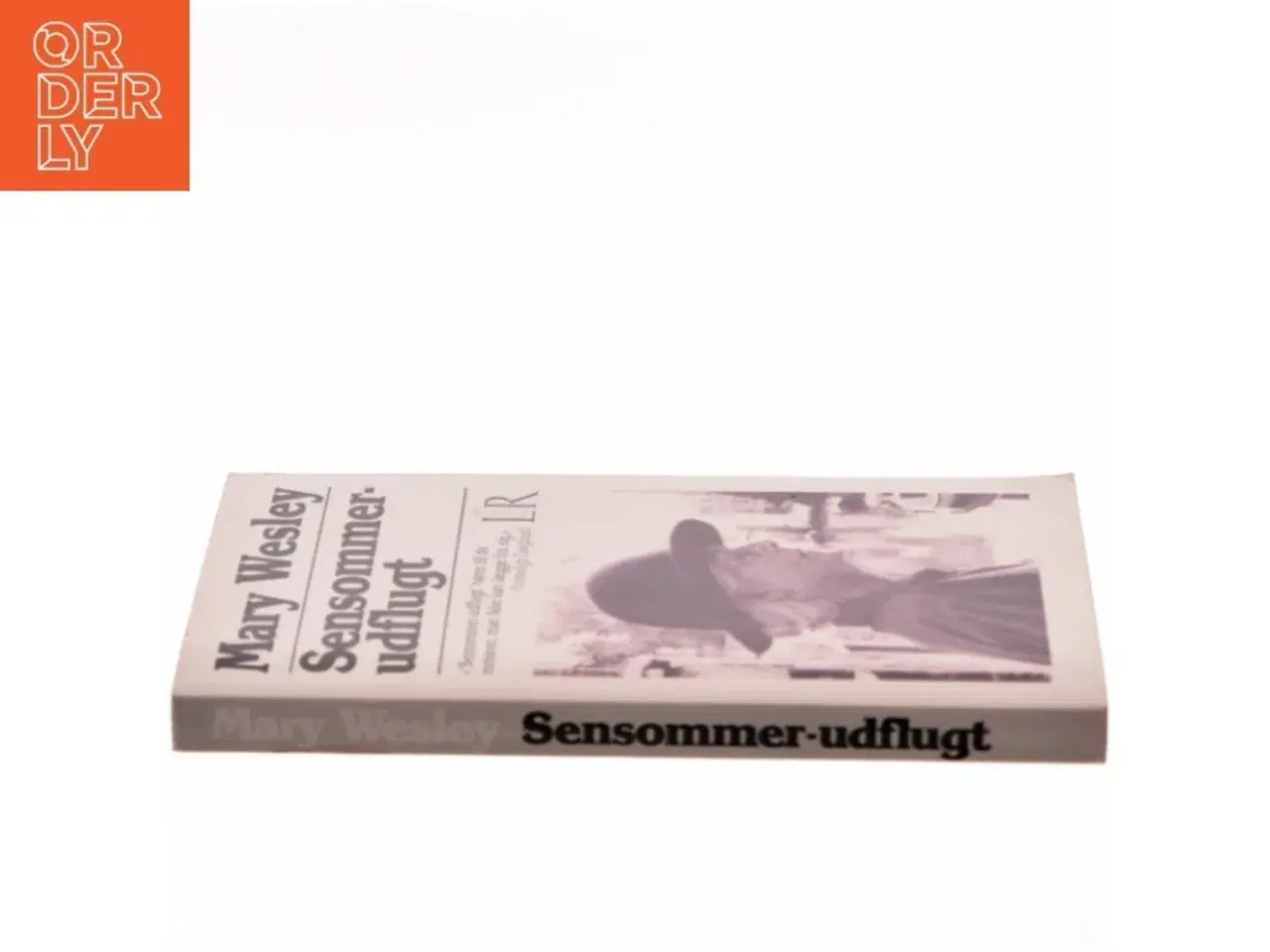 Billede 2 - Sensommer-udflugt af Mary Wesley