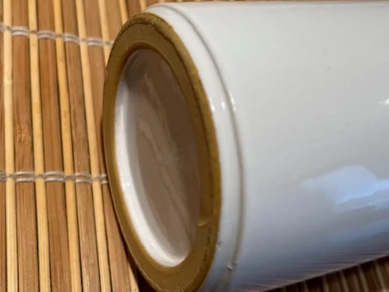 Billede 6 - Klassisk hvid keramikvase fra Grønland Egernsund