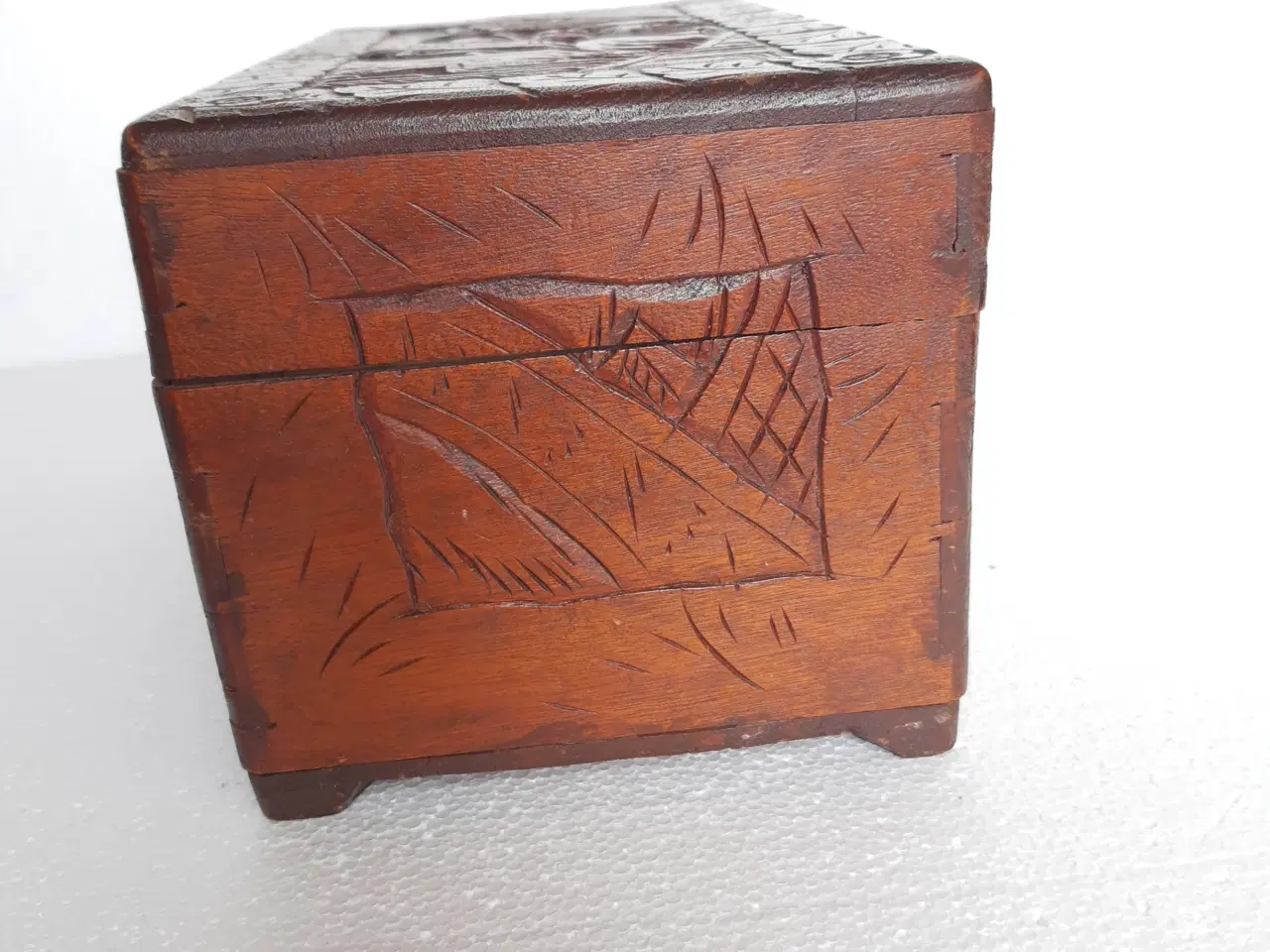 Billede 7 - Kamfertræs skrin.