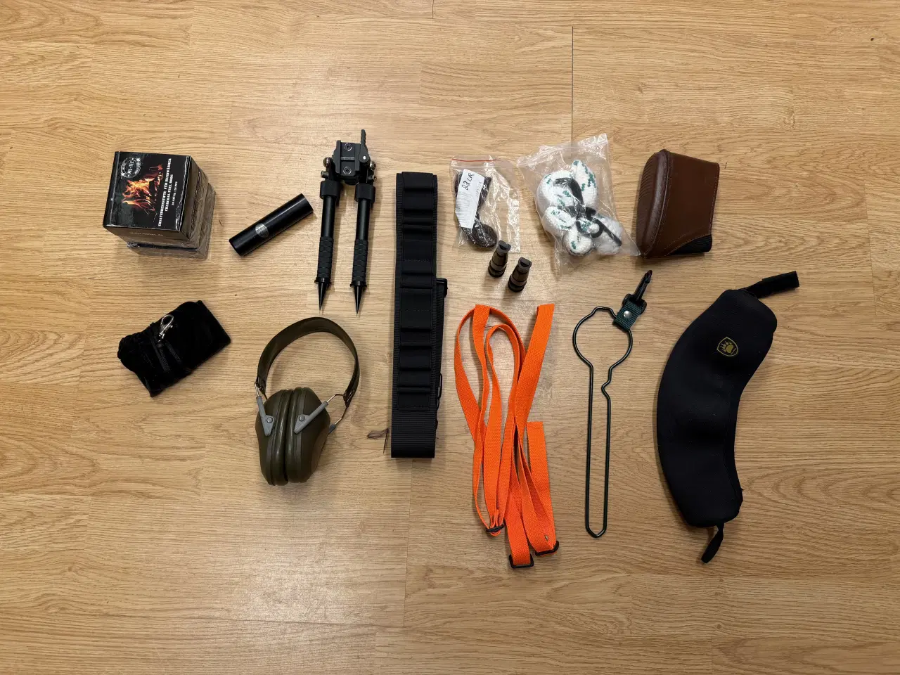 Billede 1 - Jagtudstyr sælges samlet