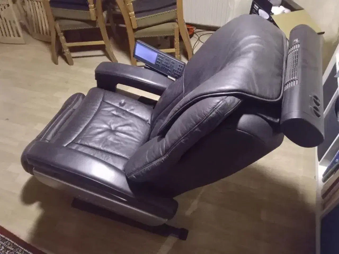 Billede 2 - Lomax Massagestol med ozongenerator.