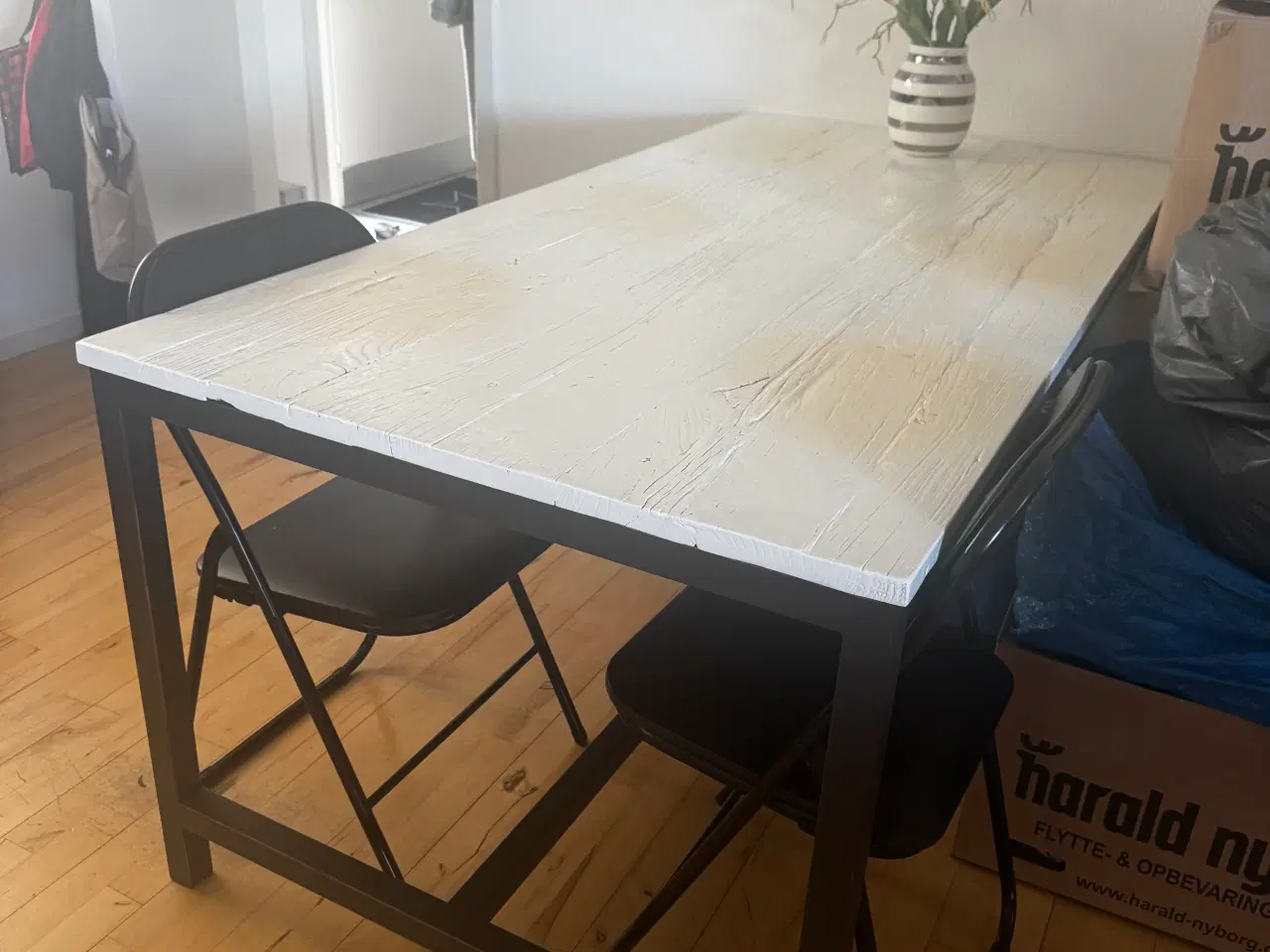 Billede 1 - Spisebord 