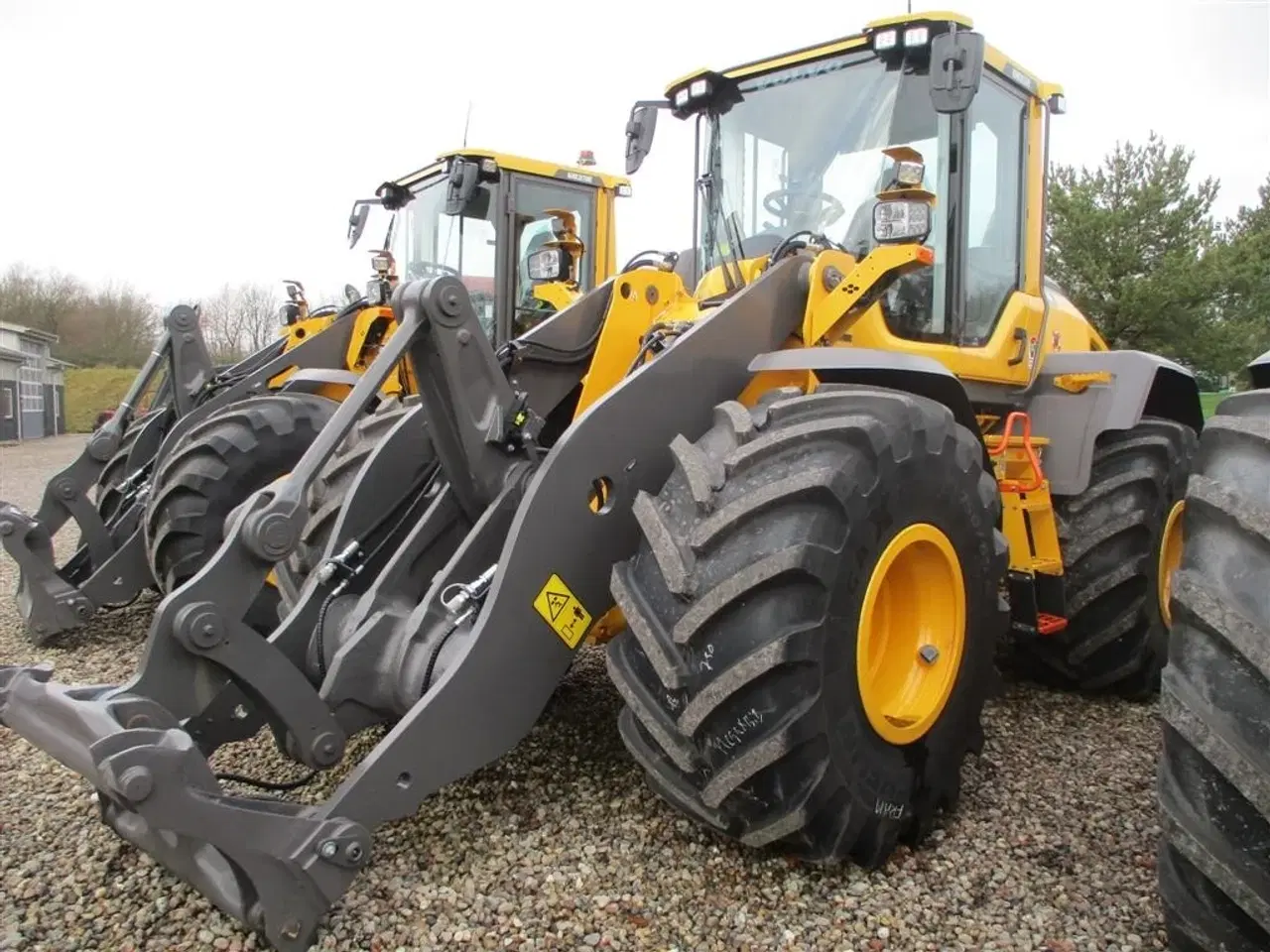 Billede 7 - Volvo L 70 H H2 BEMÆRK MED GARANTI FRA VOLVO FREM TIL DEN 9.9.2026. AGRICULTURE DK-maskine med lang arm, Co-Pilot & med 750mm Michelin MEGA X BIB hjul.