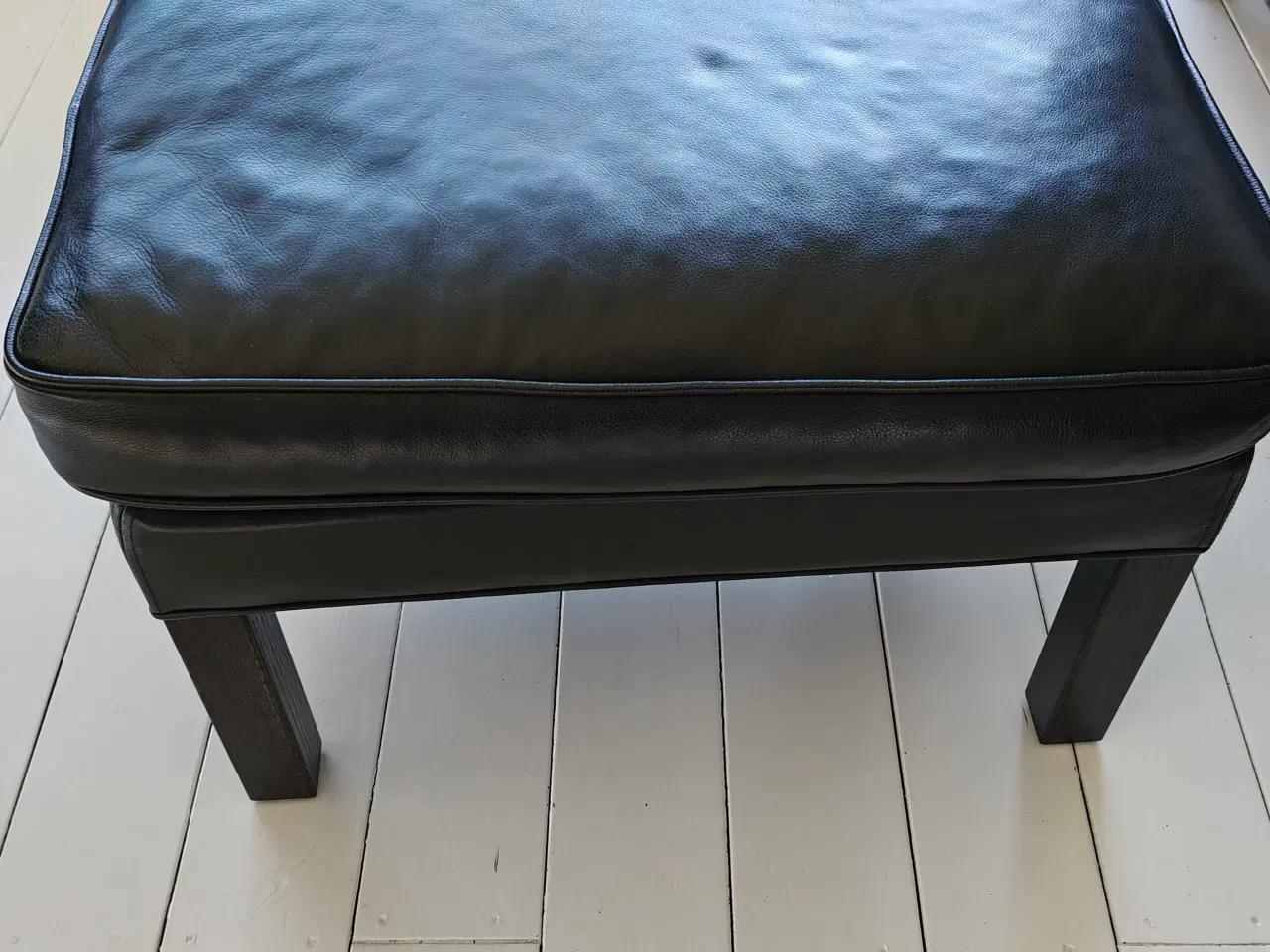 Billede 8 - Øreklapstol med skammel fra Grandt Design