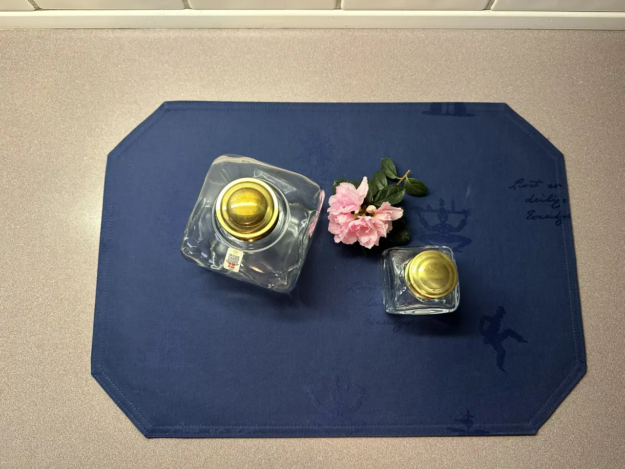 Billede 2 - Holmegaard købmandsglas med messinglåg