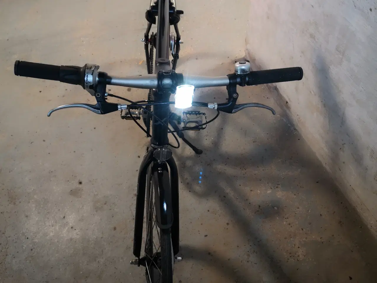 Billede 16 - X-ZITE  SPORT Alluminum  28"   57cm høj 7 gear.  N