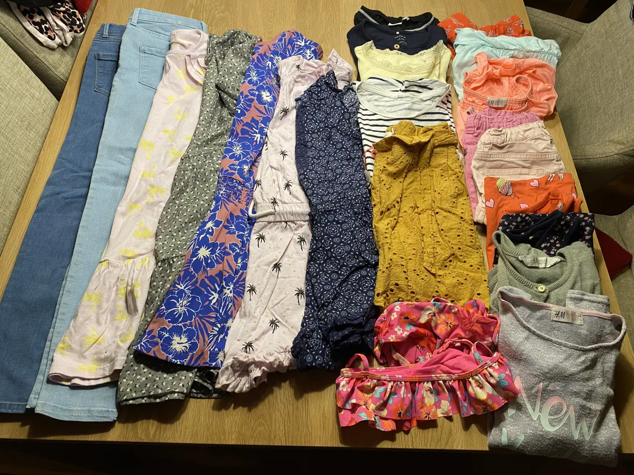 Billede 1 - Flot Hummel kjole som kun har været prøvet på 95kr