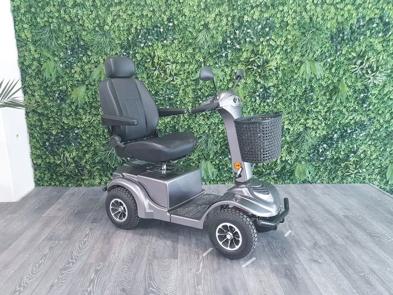 Billede 1 - LM-350 grå - 1 års garanti