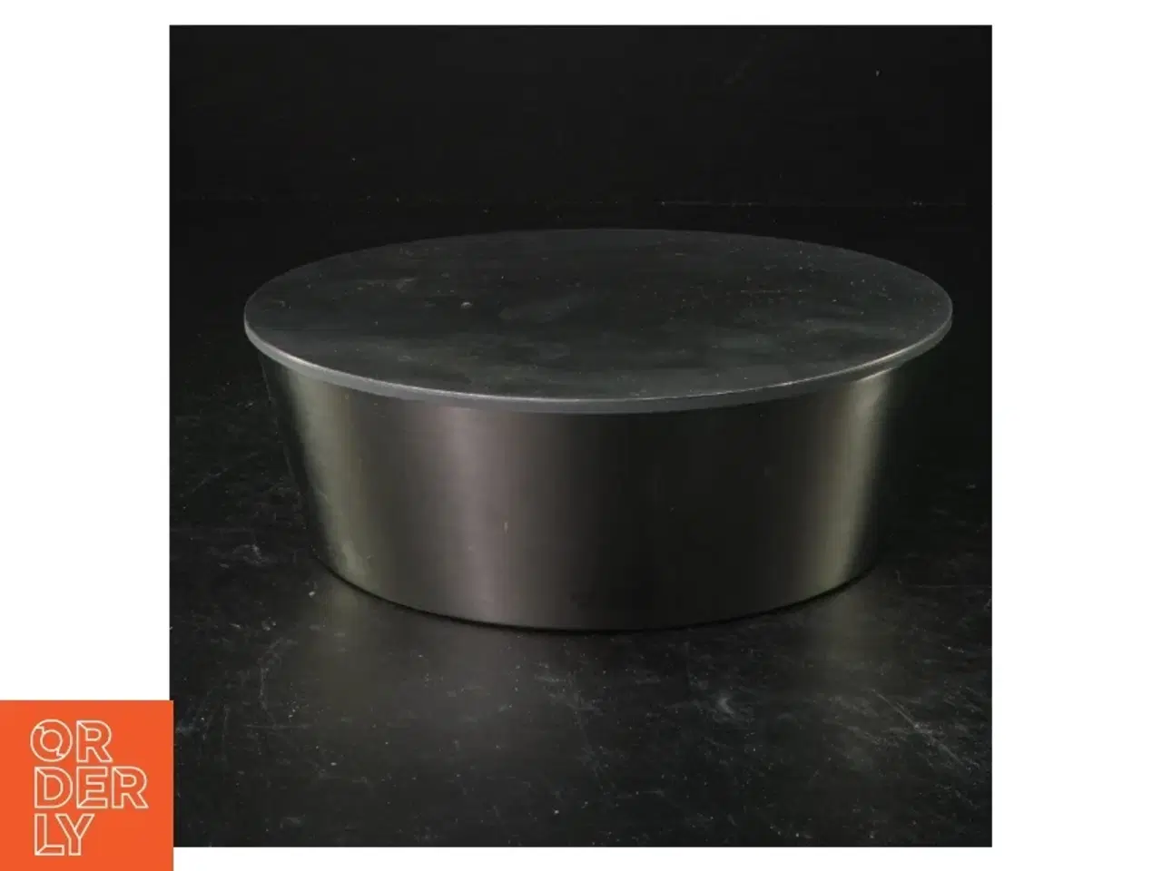 Billede 2 - Rundt metal dåse og låg fra Eva Solo (str. 18 x 6 cm)