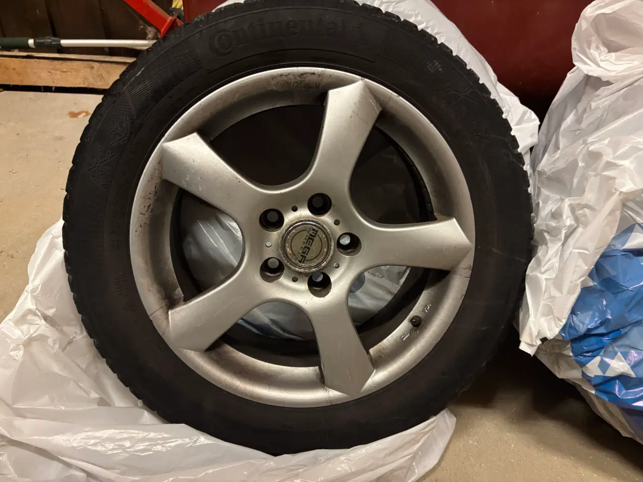 Billede 1 - Vinterdæk på alufælge