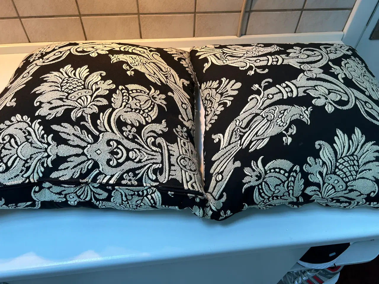 Billede 3 - 2 stk. store sofa puder