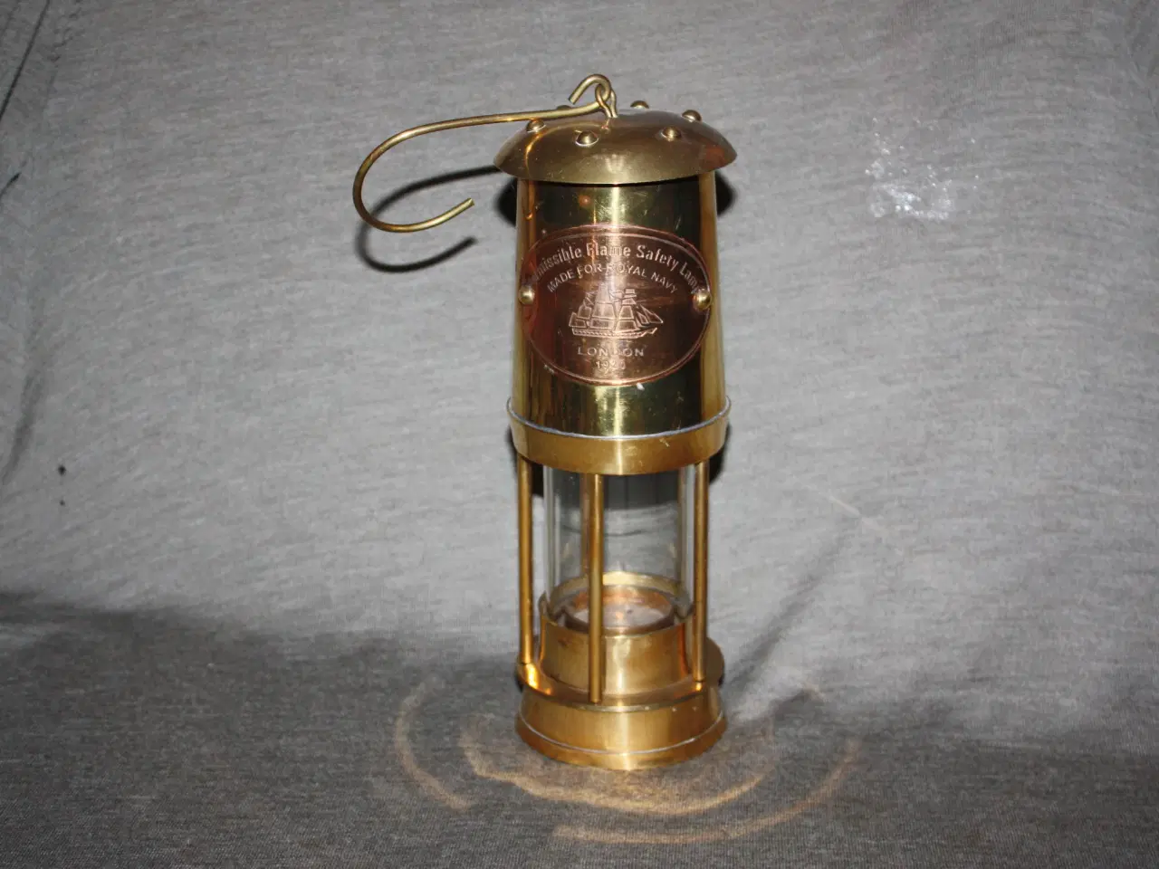 Billede 1 - Permissible Royal Navy messinglampe