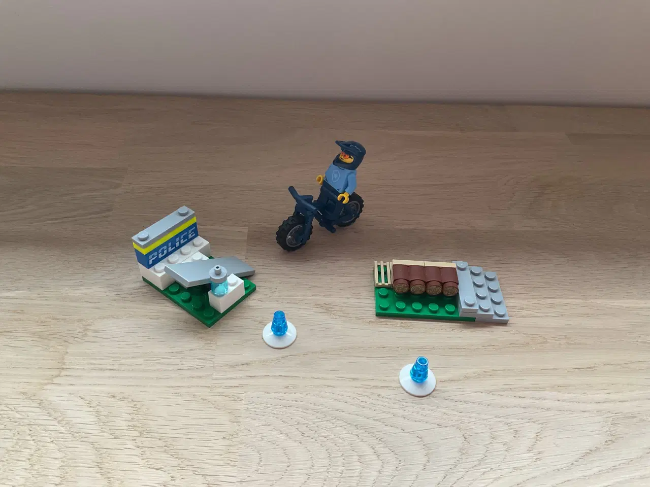 Billede 2 - Lego city 30638
