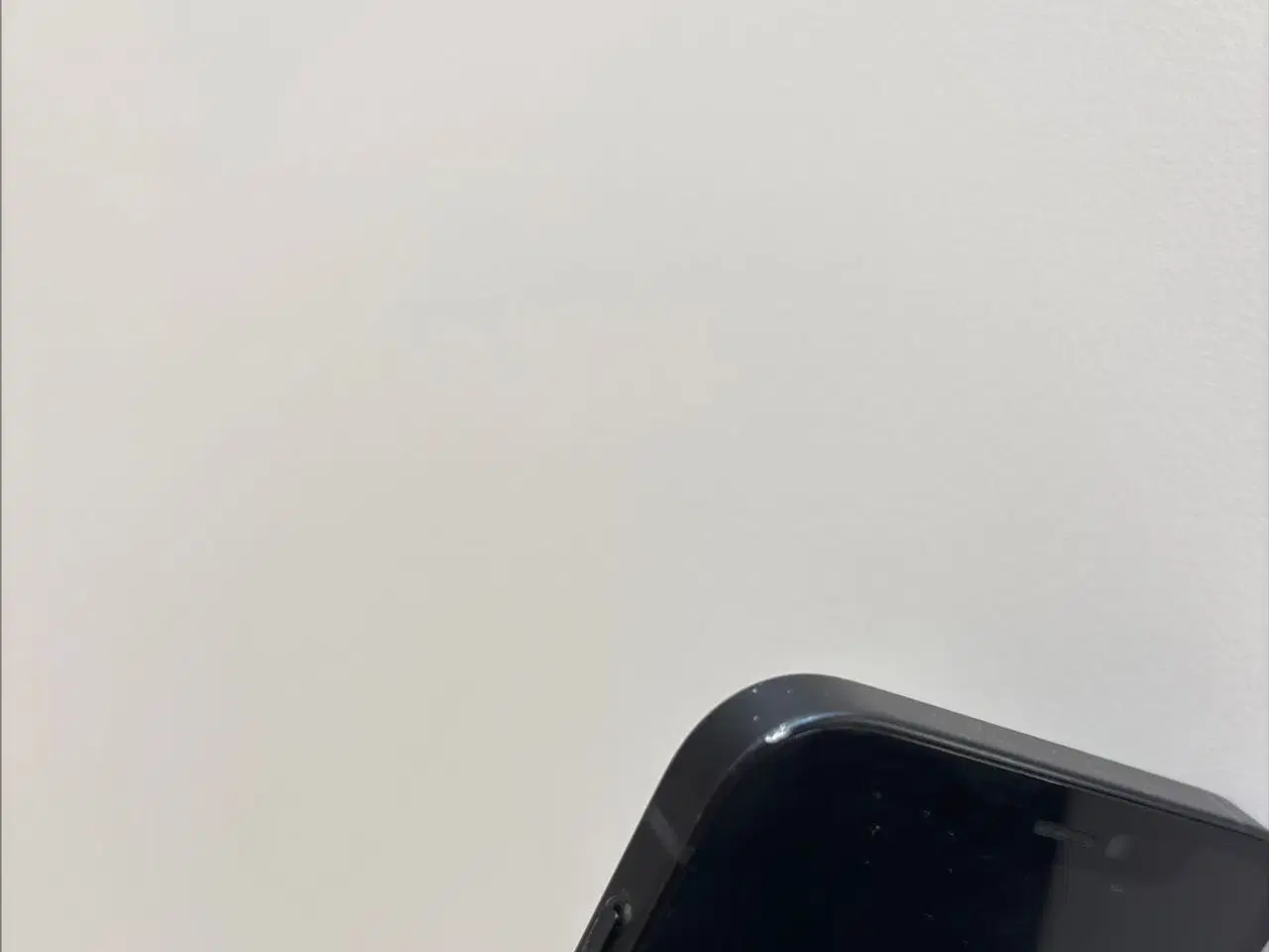 Billede 1 - Pæn iPhone 12 64gb