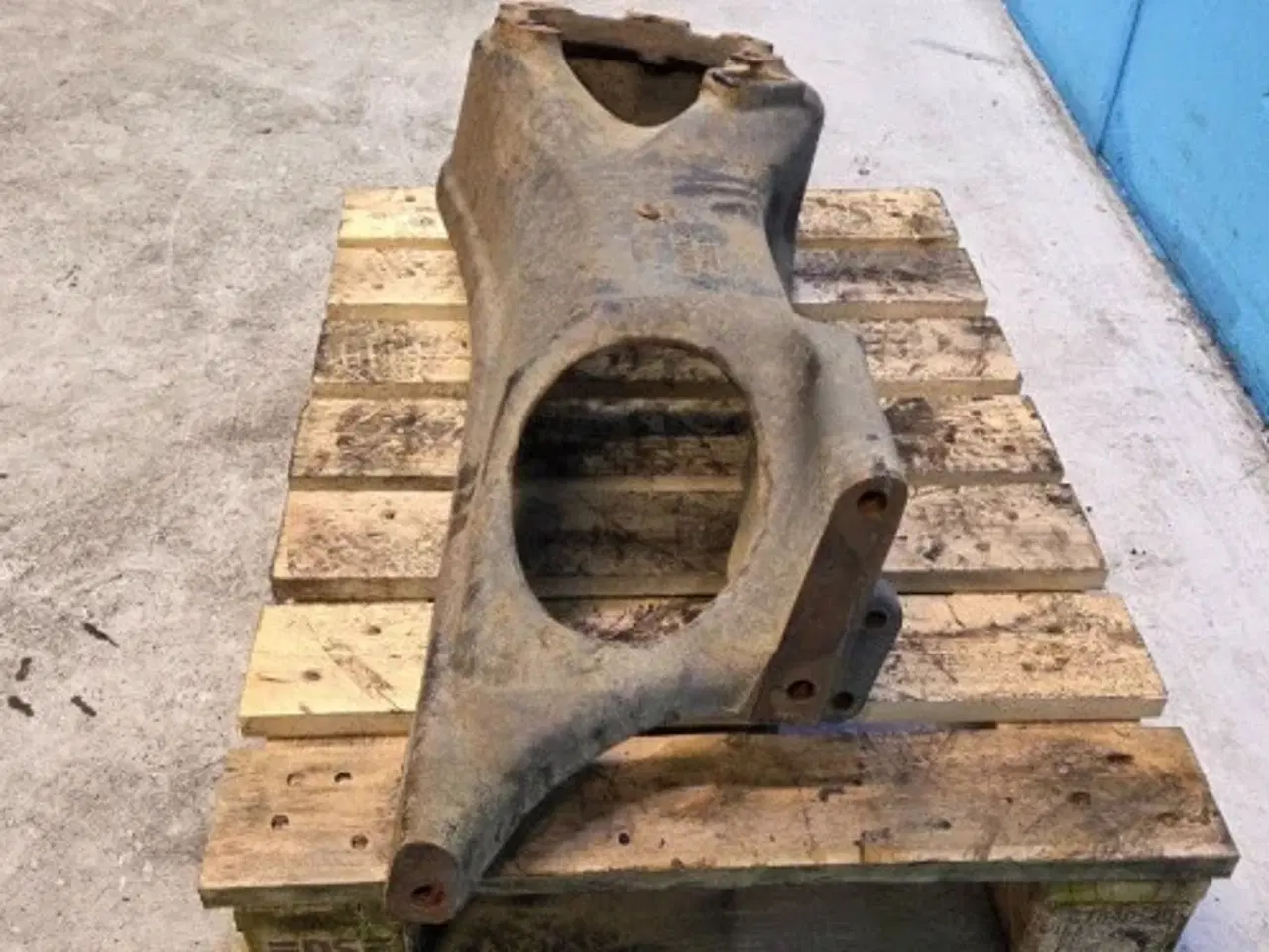 Billede 14 - Massey Ferguson 7626 Udstødningsophæng 4351742M3