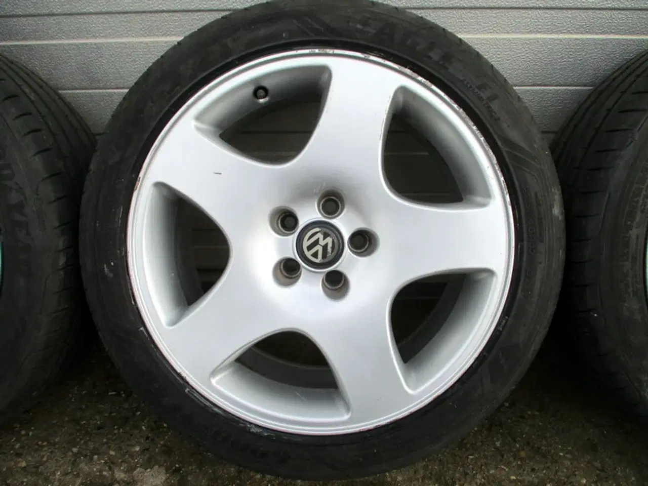 Billede 4 - 17" VW 5X112 ET35 225/45/17" sommerdæk